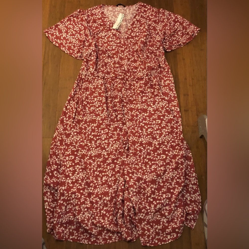 BloomChic Red and White Maxi Sundress with Flutter Sleeves